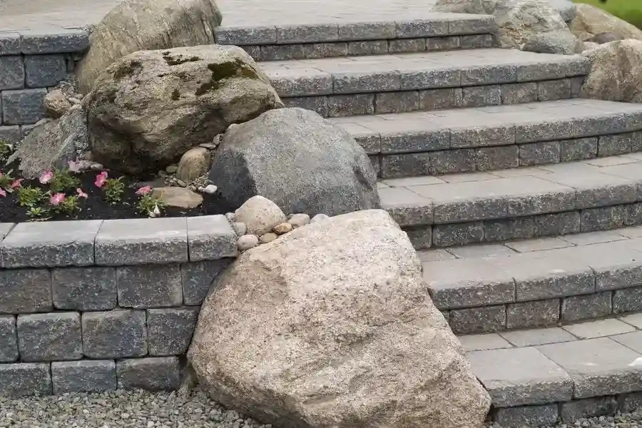 How Retaining Walls Prevent Erosion And Improve Drainage Hinsdale, IL How Retaining Walls Prevent Erosion And Improve Drainage Hinsdale, IL